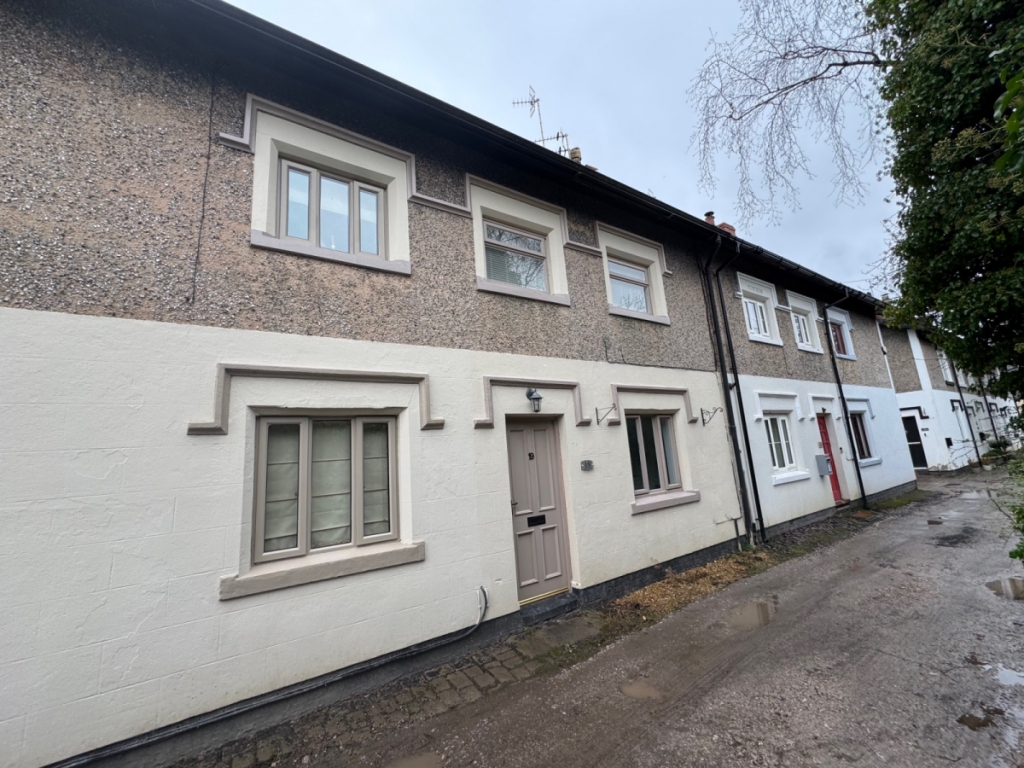 2 Bedroom Terraced House, 19 Lakeside Cottages, Standish, Wigan, WN1 2UU