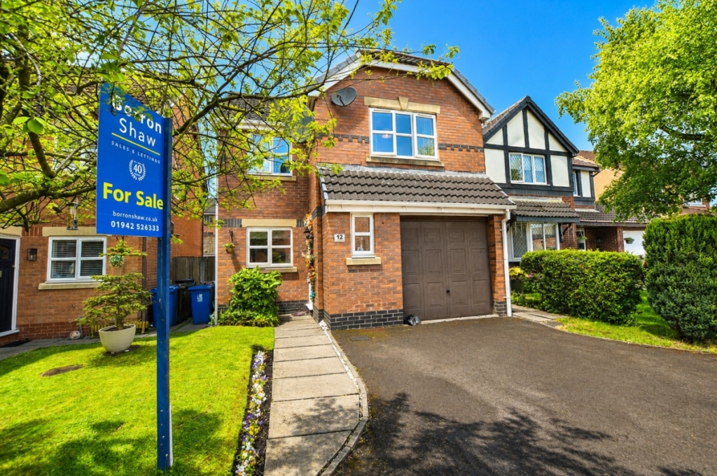 4 Bedroom Detached House, 12 Crossford Close, Highfield, Wigan, WN3 6BT