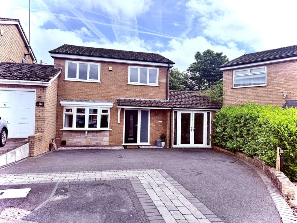 3 Bedroom Detached House, 106 Denholme, Upholland, Wigan, WN8 0AU